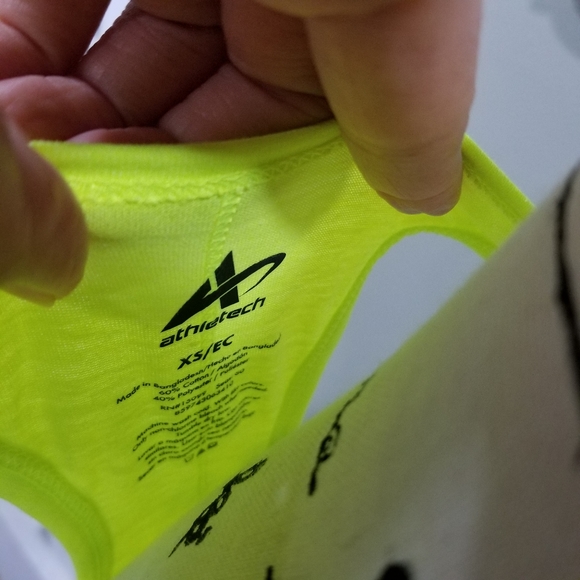 ATHLETECH Tank Top Color Green. - Picture 9 of 10
